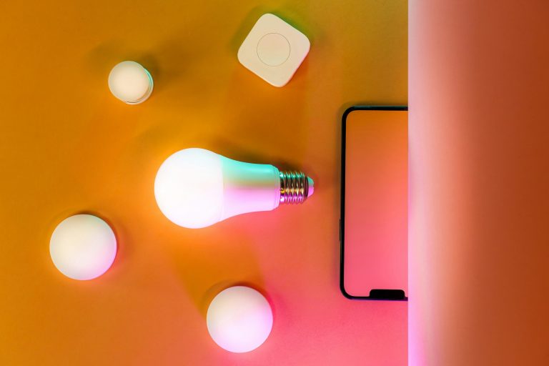 Foto von Jakub Żerdzicki auf Unsplash
