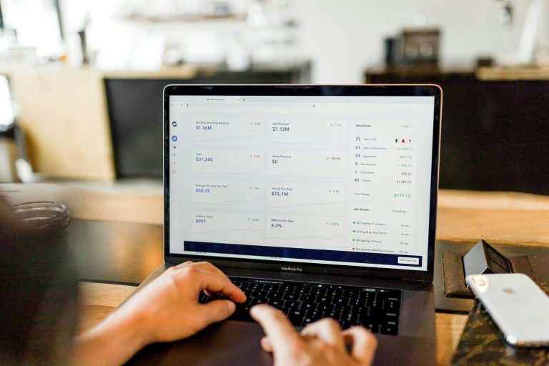Foto von Austin Distel auf Unsplash