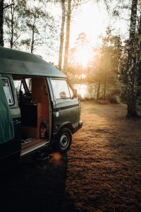 Foto von Daniel J. Schwarz auf Unsplash